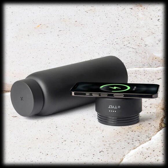 TYLT 24oz Power Water Bottle 2.0 with Built-In Phone Charger/NWT - Picture 7 of 15